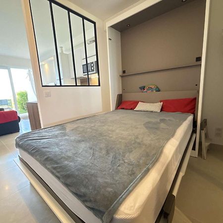 Studio En Bord De Mer A Royan, Parking, Tv, Tout Equipe - Fr-1-494-67 Exterior photo